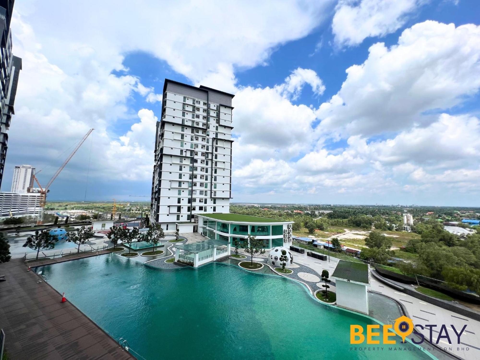 New Listing Klang With Netflix Wifi Swimming Pool View Daire Dış mekan fotoğraf